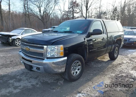 2012 Chevrolet Silverado 1500 Work Truck z USA, uszkodzony, nr VIN 1GCNKPE01CZ266273